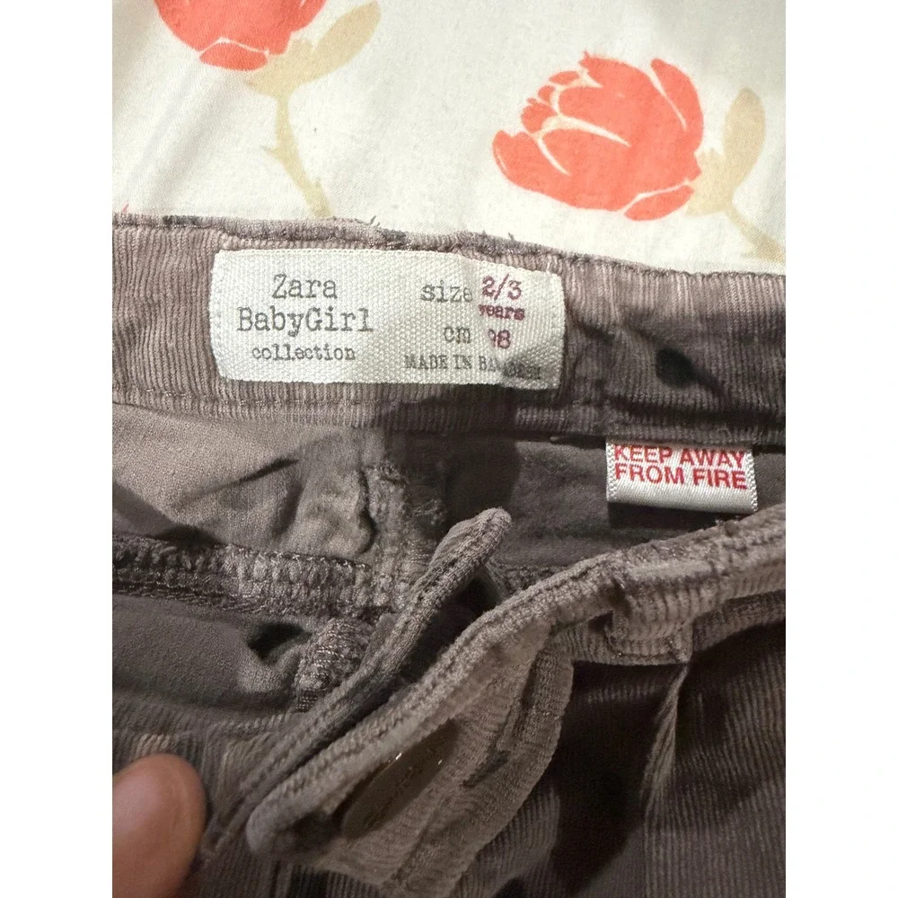 Zara BabyGirl Corduroy Polka Dot Shorts Girls Size 2/3 Gray Black Cuffed Pockets